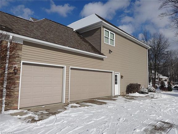2nd image of 9349 Wallingford Dr