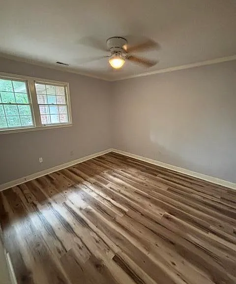 325 N Salem Ave — Photo 19