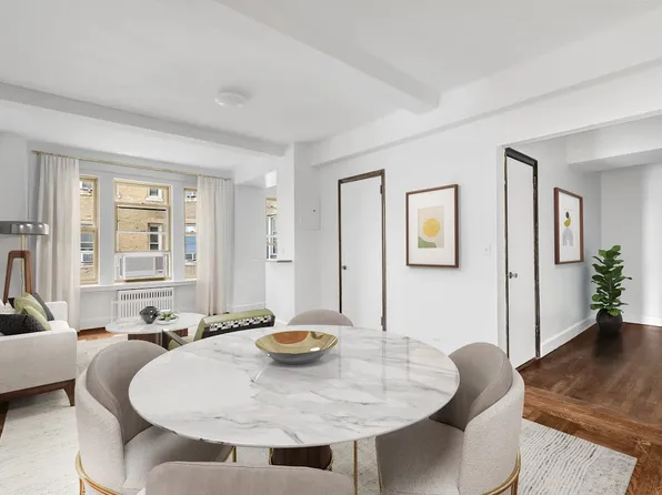 24 Fifth Avenue image 1 of 19