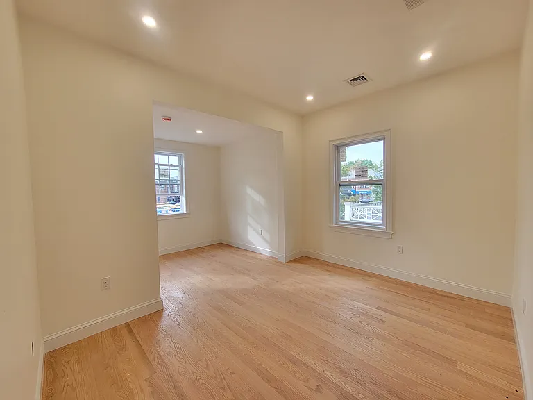 14 Chapman St #2 — Photo 7