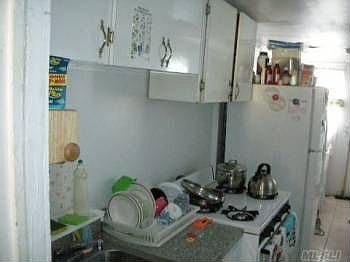 3rd image of 11831 153rd St
