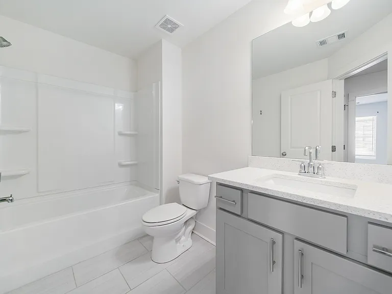 72 Garrison Dr — Photo 9