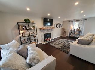 128 Skylark Dr, Glenshaw, PA