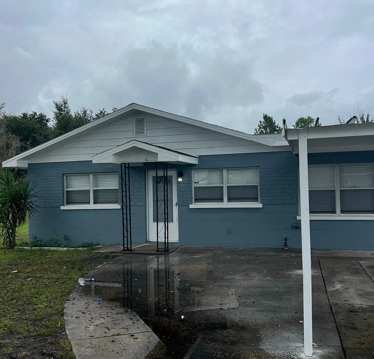 4 bed, 1413 sqft, $2,000 — Photo 1