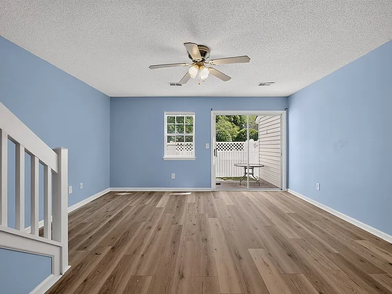 204 Butler Pl — Photo 14