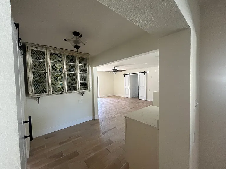 7039 Hibiscus Ave S — Photo 18