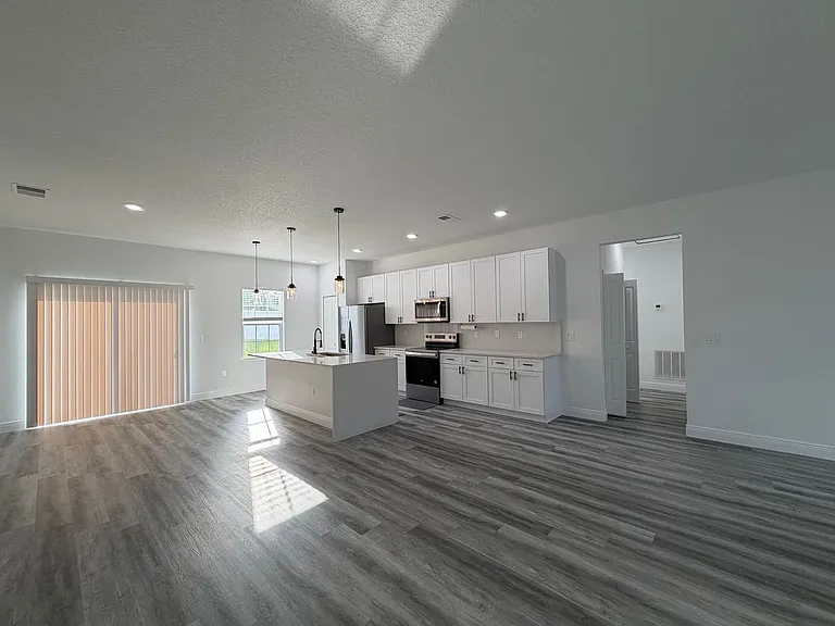 16950 SW 42nd Avenue Rd — Photo 6