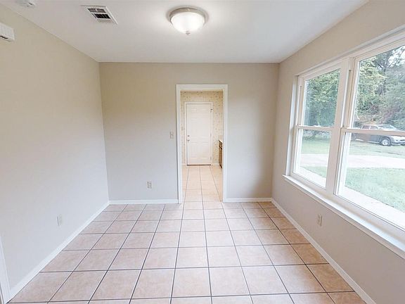 4th image of 3378 Pigeon Forge Dr