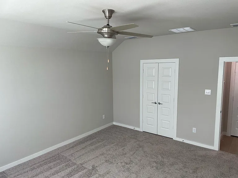 1404 Mahogany Dr — Photo 23