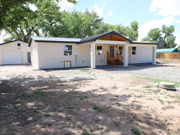 3 Lawrence Dr, Peralta, NM 87042