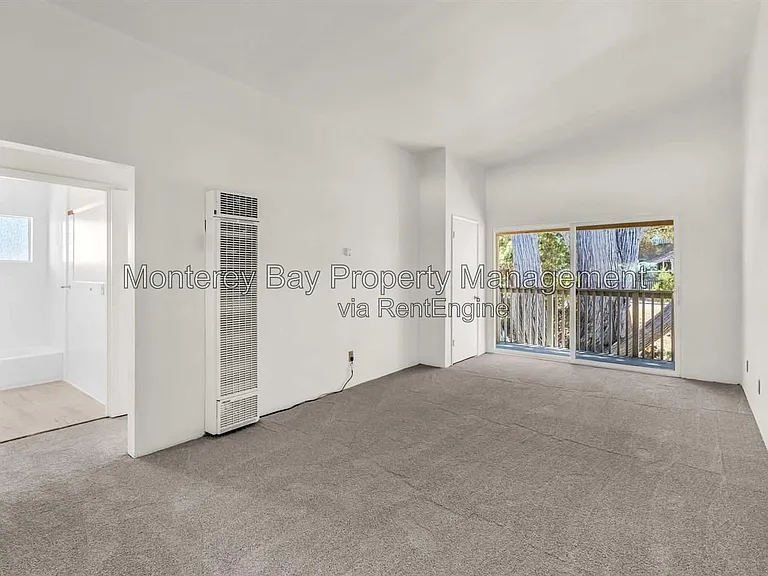 420 Lighthouse Ave #D — Photo 3