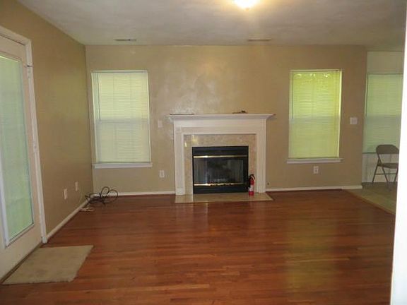 5th image of 107 McKnew Ct