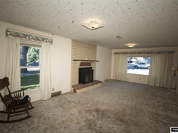 4th image of 500 S 6th St