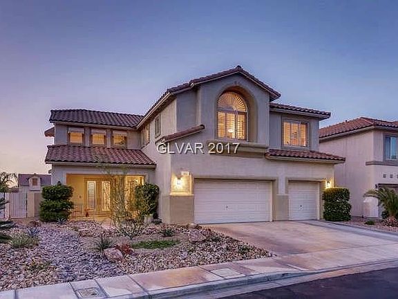2nd image of 3036 Whispering Crest Dr