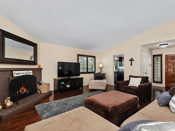 5th image of 1417 Alyssum Ave