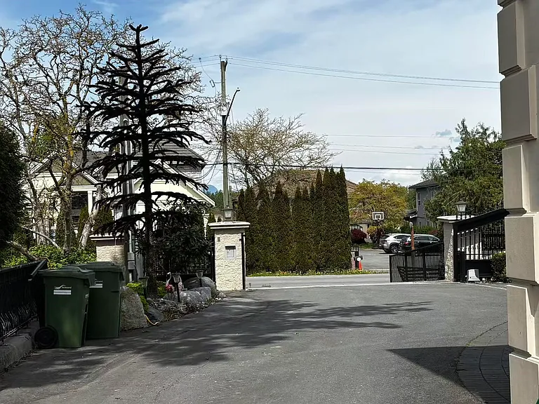13268 Blundell Rd #2 — Photo 31