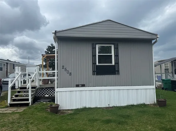 2508 Border Dr, Erie, PA 16506