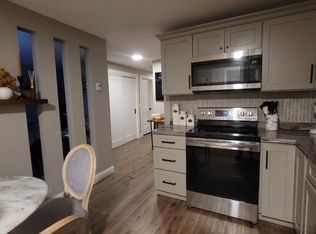 Otis Ct, Springfield, MA 01119
