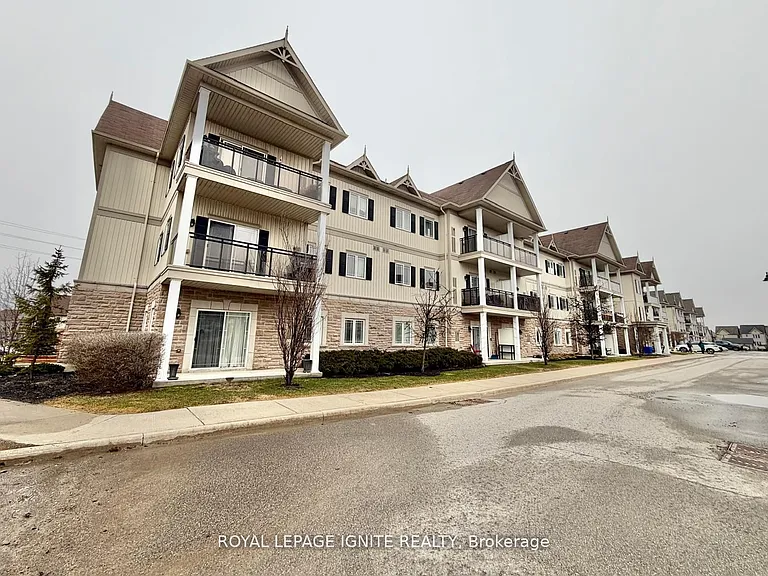5 Sidney Ln #302 — Photo 1