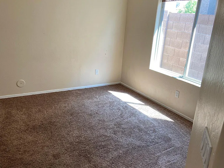 2738 W Angel Way — Photo 9