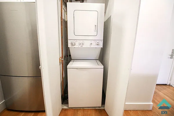 Rented by EXR | media 8