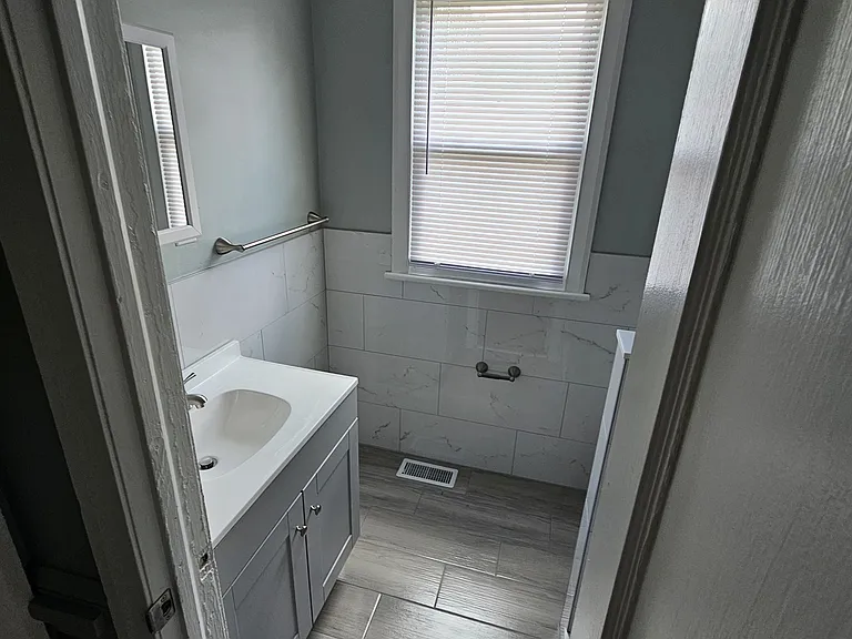 2404 Bluefield St — Photo 16