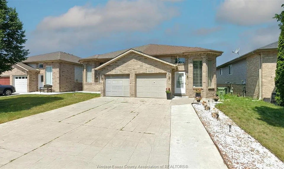 4231 Whiskey Ave
