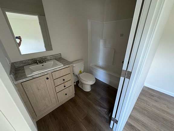 3rd image of 92 Birchwood Pl