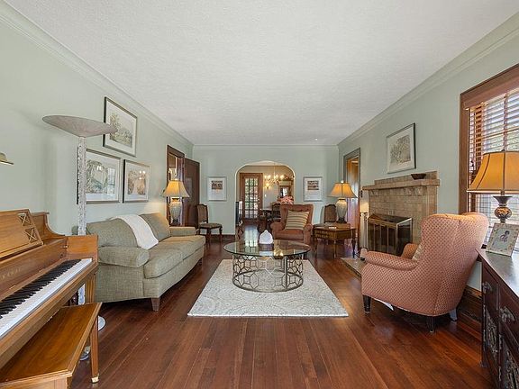 5th image of 1554 31st Ave