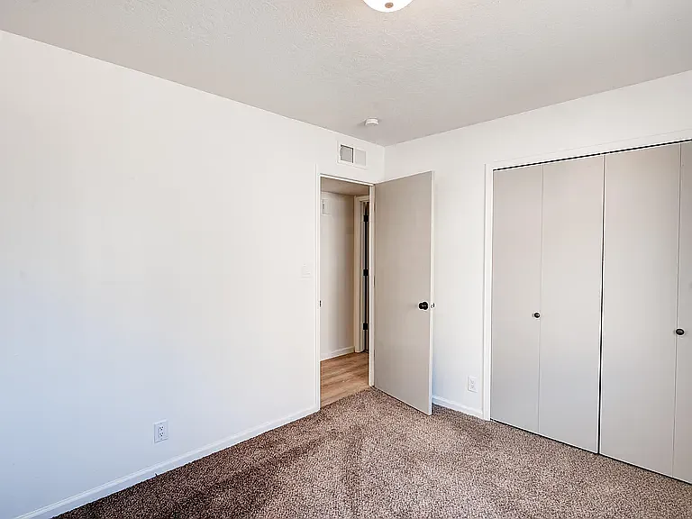 8108 Siguard Ct NE — Photo 10