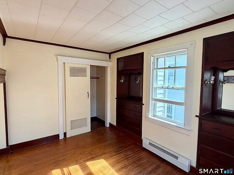 23 Farnham Ave #2 — Photo 4