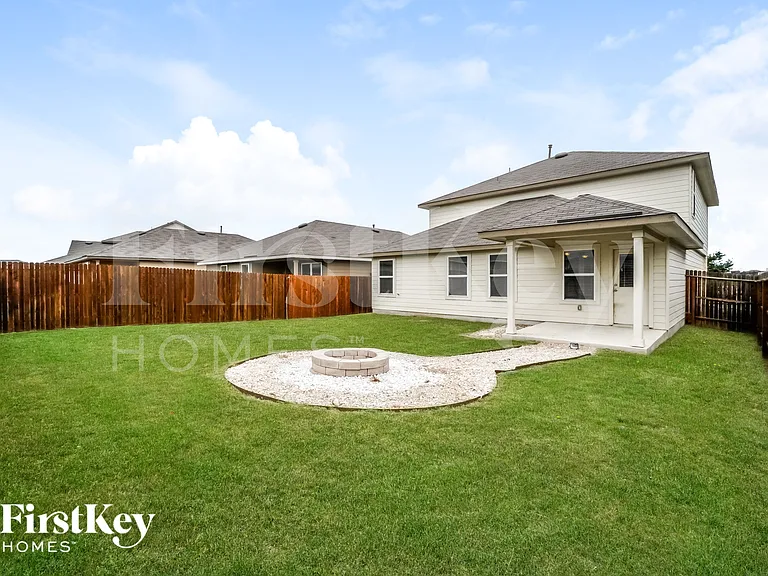 8715 Ritter Ldg — Photo 15