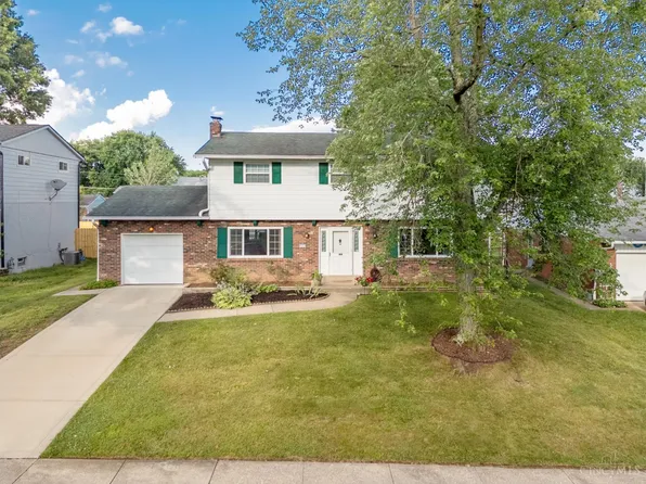 1624 Pinebluff Ln, Cincinnati, OH 45255