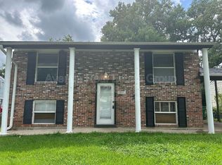 10441 Prince Dr, Saint Louis, MO
