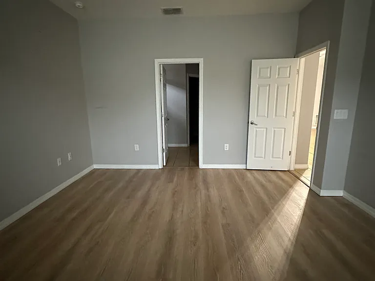3008 Madelia Ln — Photo 30