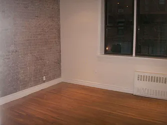 Rented by Icon Realty Management