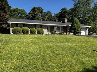 1712 Davinda Dr, Finksburg, MD 21048