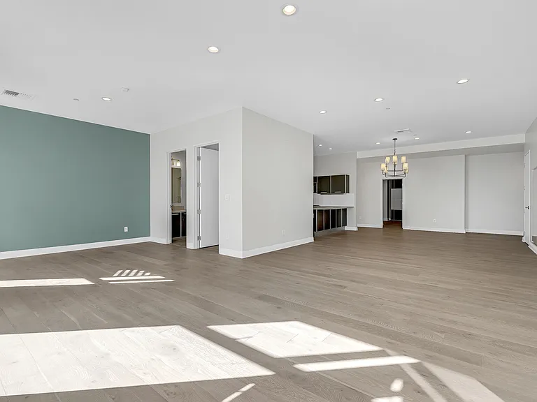 801 S Grand Ave #1710 — Photo 10