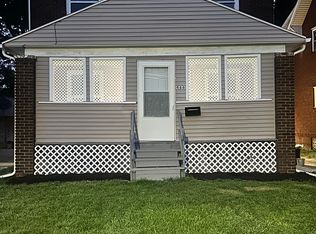 466 W Ravenwood Ave, Youngstown, OH 44511