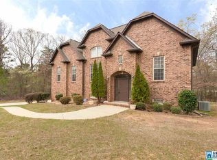 1001 Creel Dr, Moody, AL 35004