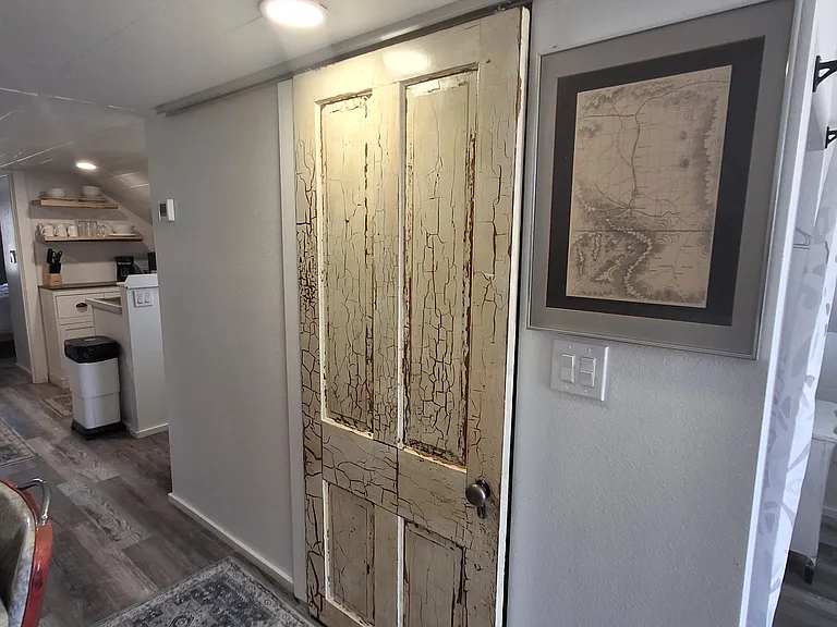 512 W Bridge Ave #1 — Photo 14