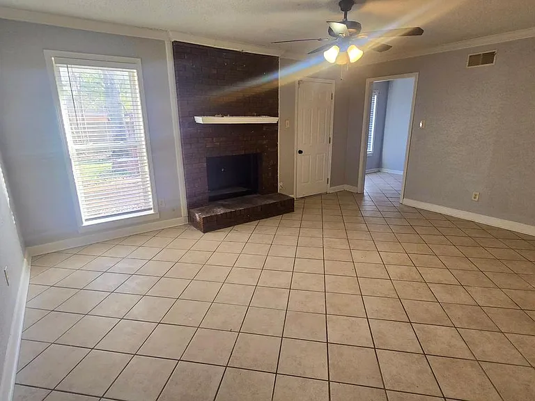 4182 Rosewind Cir — Photo 11