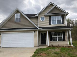 984 Slow Creek Ct, Boiling Springs, SC 29316