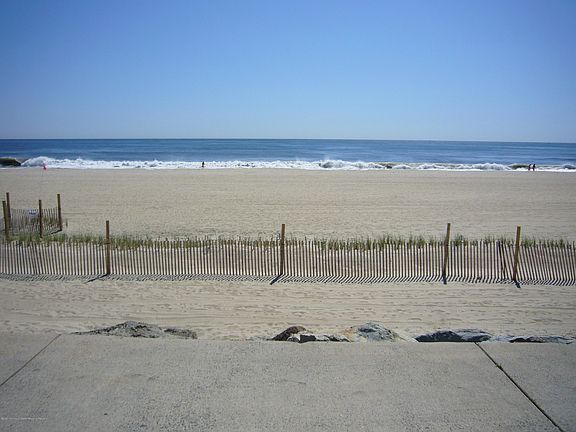 5th image of 1201-106 E Ocean Ave