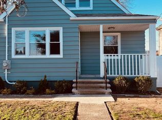 13 Falmouth Ave, Elmwood Park, NJ 07407