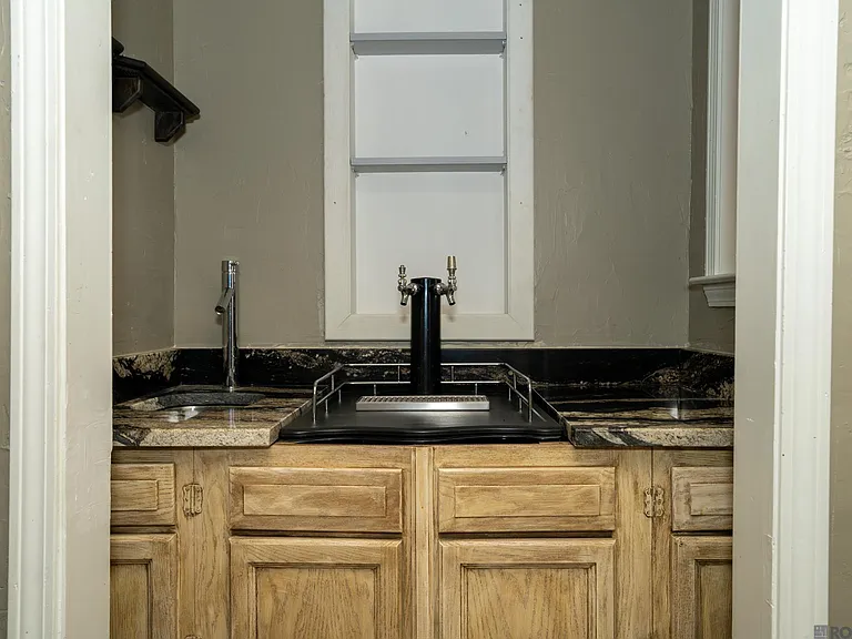 3736 Sessions Dr — Photo 27