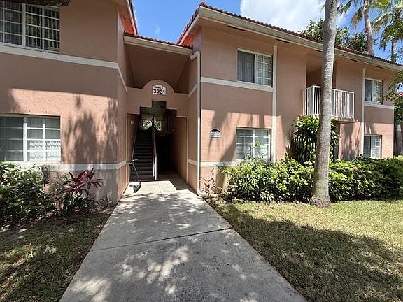 3rd image of 3231 Sabal Palm Manor #208
