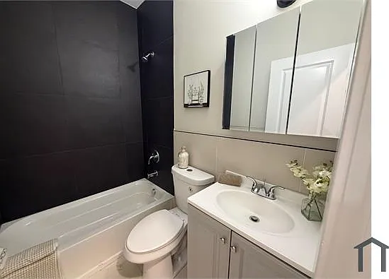 31 Beech St #108 — Photo 4