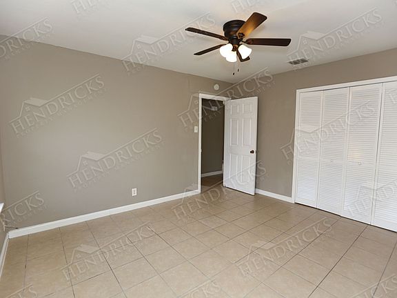 3rd image of 766-768 Edgebrook Ln