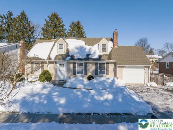 1735 Greenleaf St, Bethlehem, PA 18017